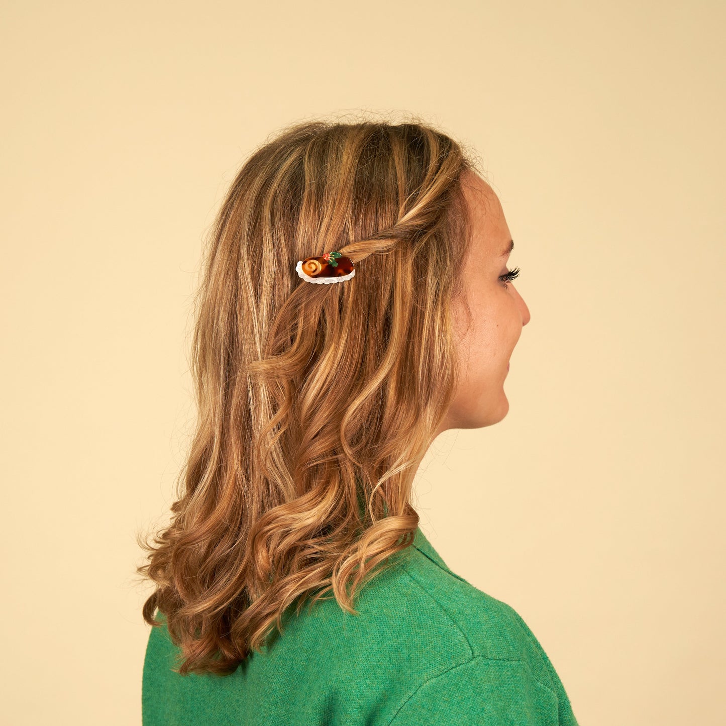 CHRISTMAS LOG CAKE HAIR CLIP
