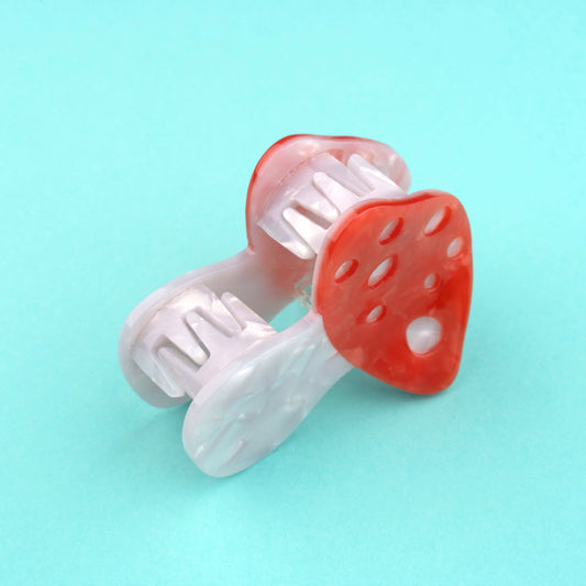 MUSHROOM HAIR CLAW