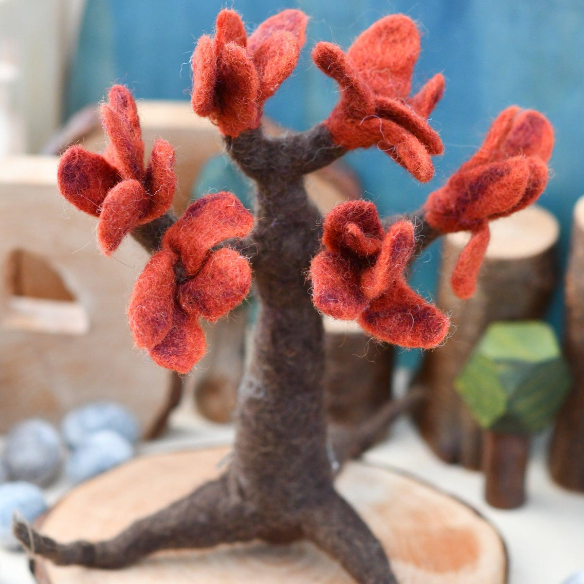 Tara treasure - FELT SEASONAL TREE - AUTUMN FALL