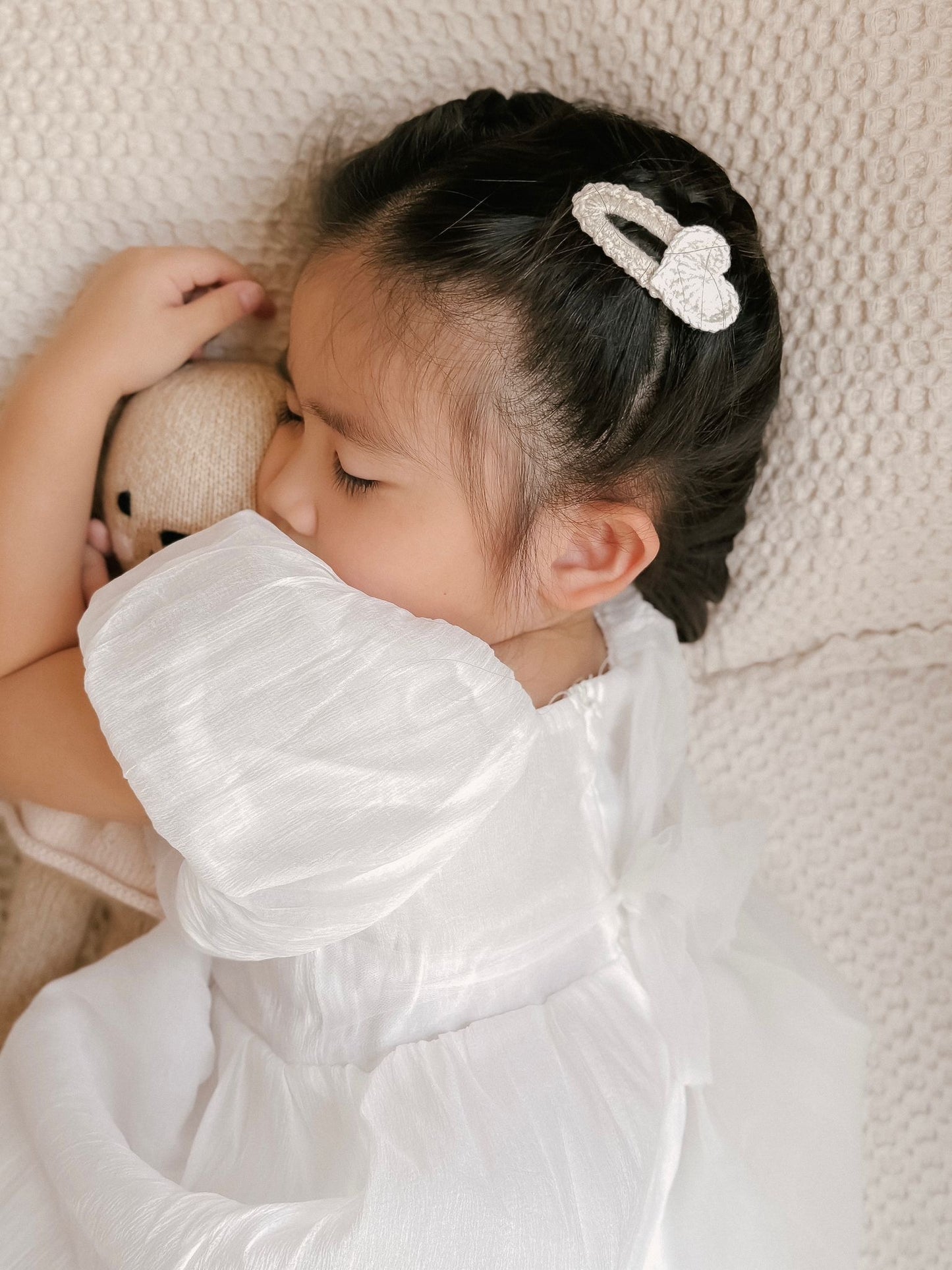 Clip - Sweetheart Oat