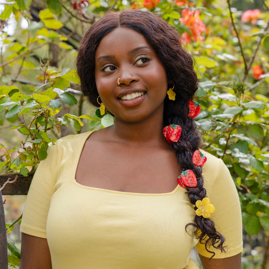 STRAWBERRY HAIR CLAW