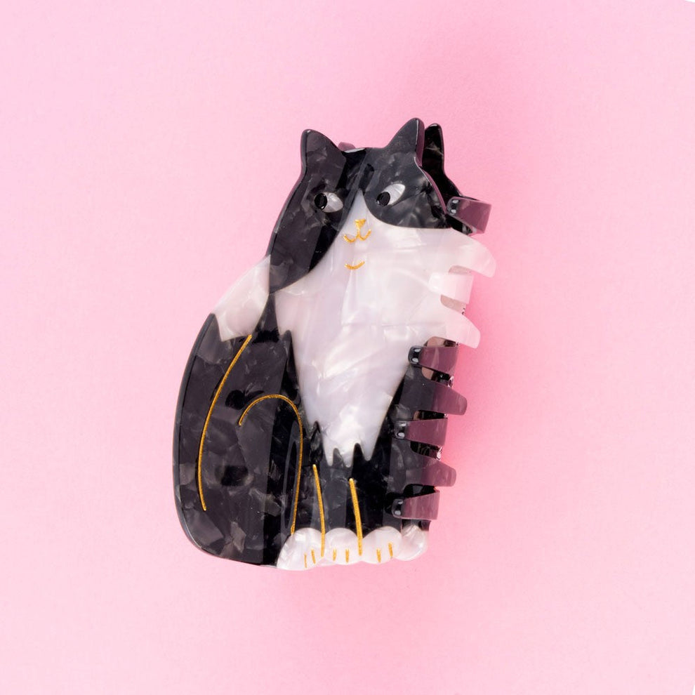 BLACK & WHITE CAT HAIR CLAW