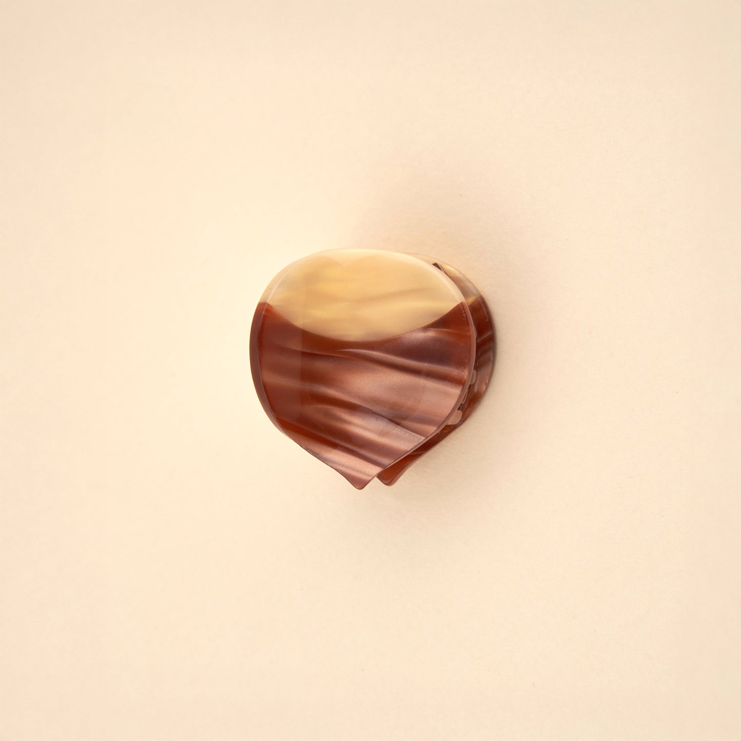 CHESTNUT MINI HAIR CLAW