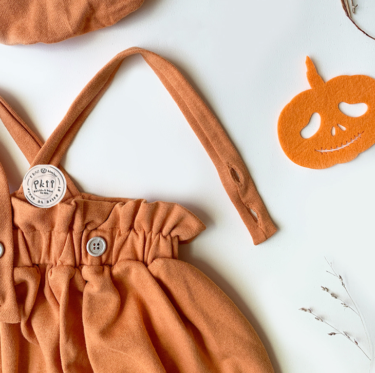 Bumpkin Suit + Bonnet Set 南瓜連衣衫 (Size XS - 12 months)