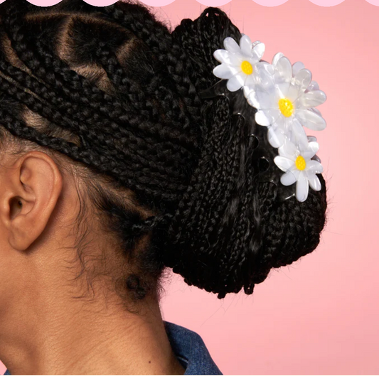 *new* Trio Daisies Hair Claw
