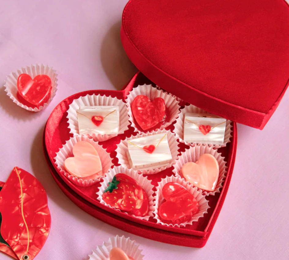 *new* Love Letter Mini Hair Claw