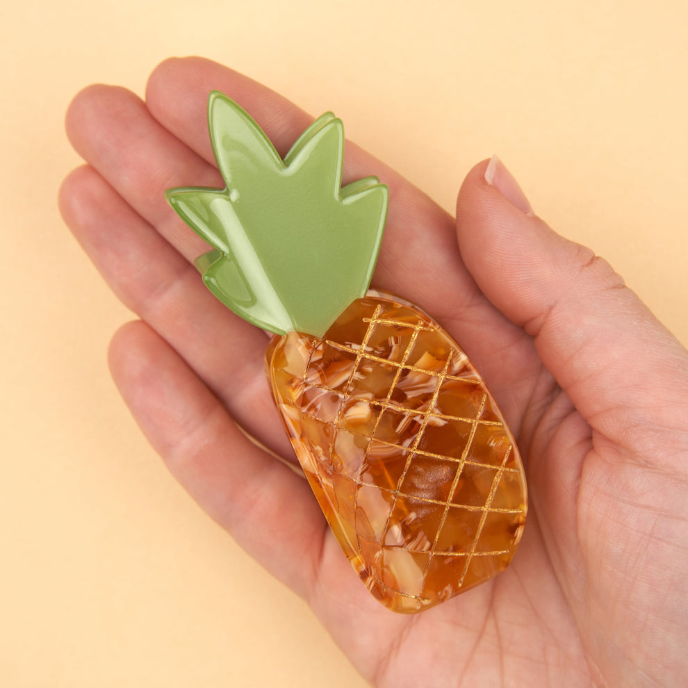 PINEAPPLE HAIR CLAW
