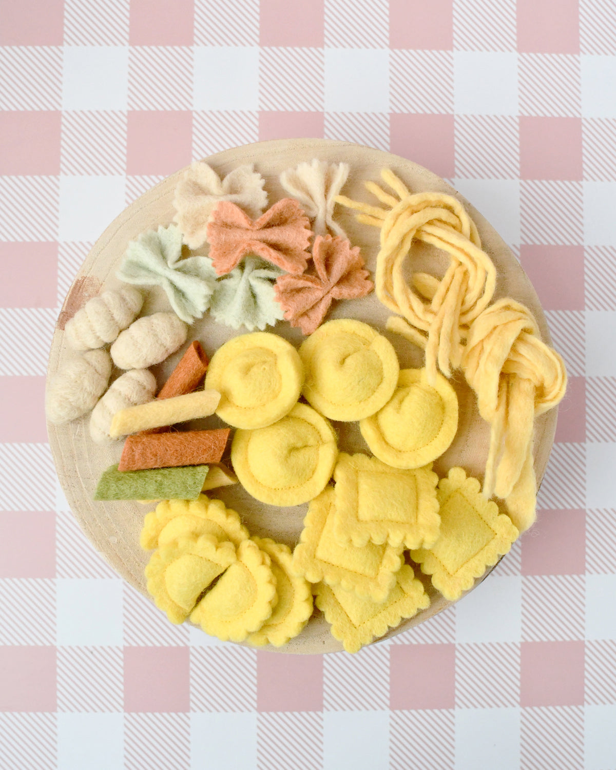 Tara treasure FELT PASTA PLAY FOOD SET