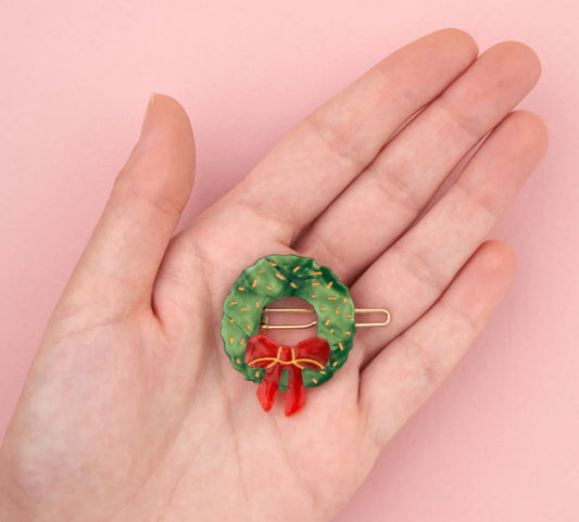 New CHRISTMAS WREATH HAIR CLIP
