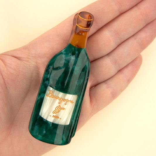 WINE HAIR CLAW