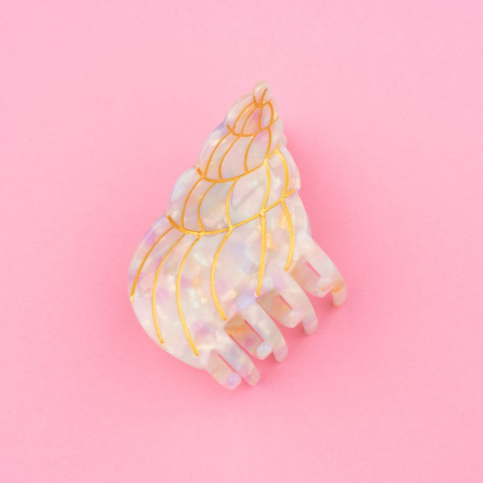 SHELL HAIR CLAW