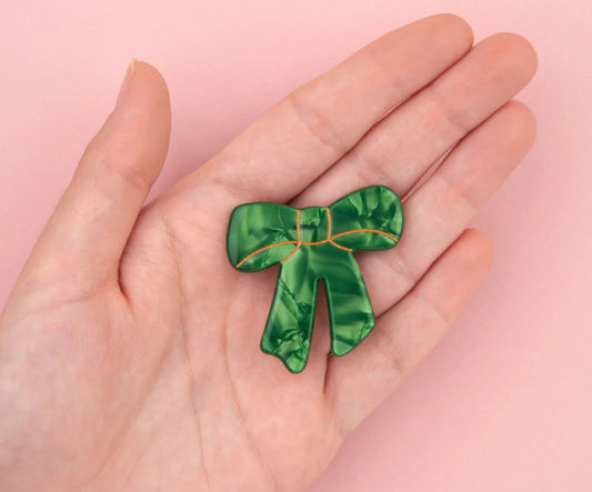 New GREEN RIBBON HAIR CLIP