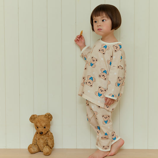 Kiki Story Modal lounge wear