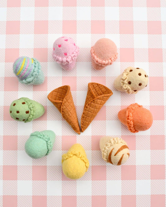 Tara treasure-FELT ICE CREAM SET - WAFFLE CONES AND 9 ICE CREAM SCOOPS