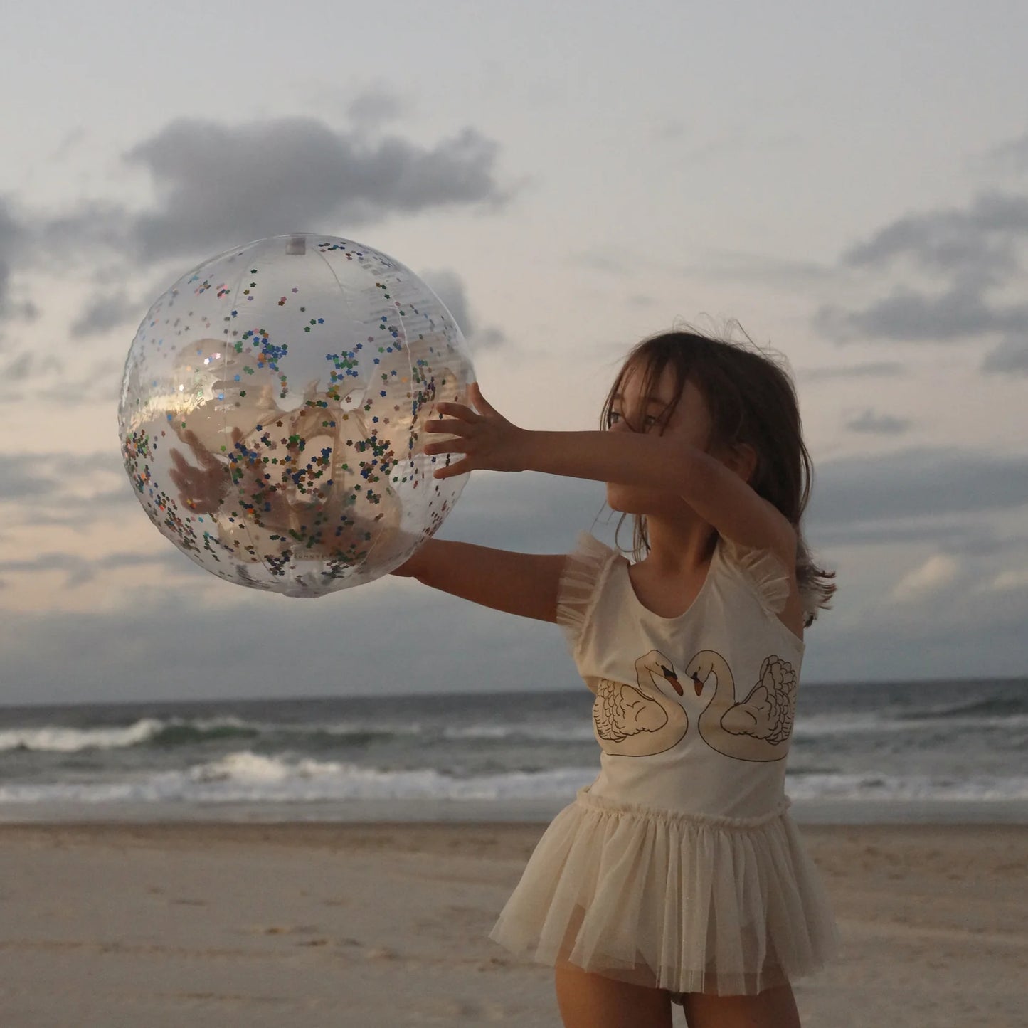 SUNNYLiFE 3D Inflatable Beach Ball Cotton Candy Glitter