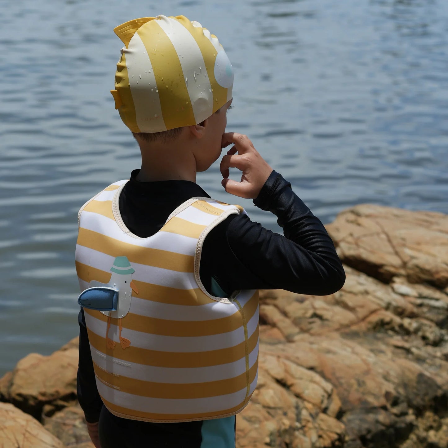 SUNNYLiFE Kids Swimming Cap Finn The Fish Mustard Strip