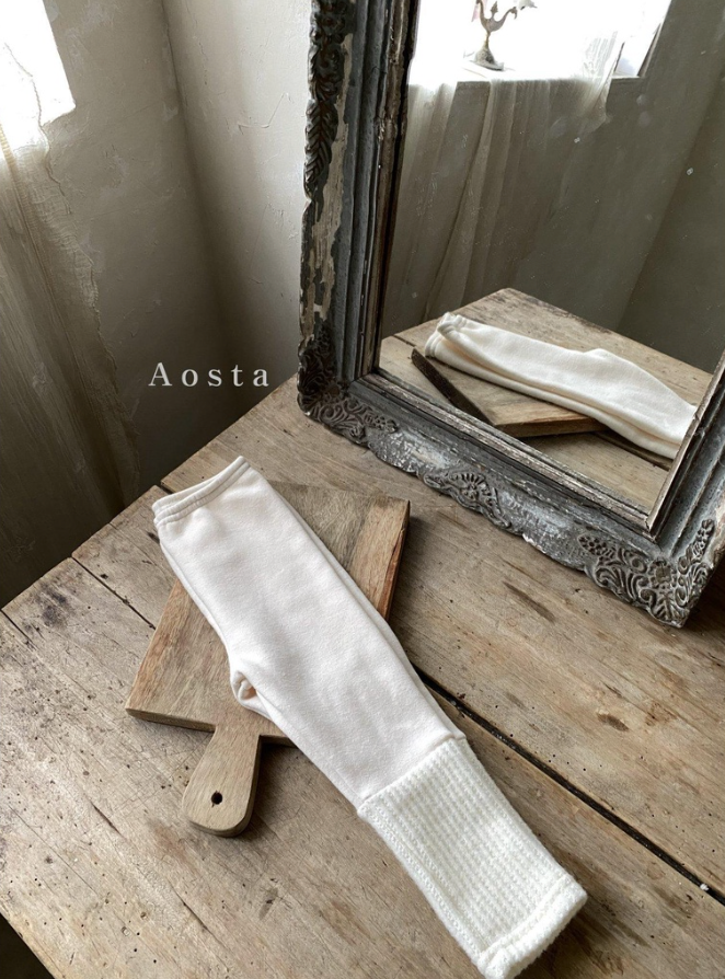 AOSTA - Warm Winter Leggings 保暖褲 (White Size S)